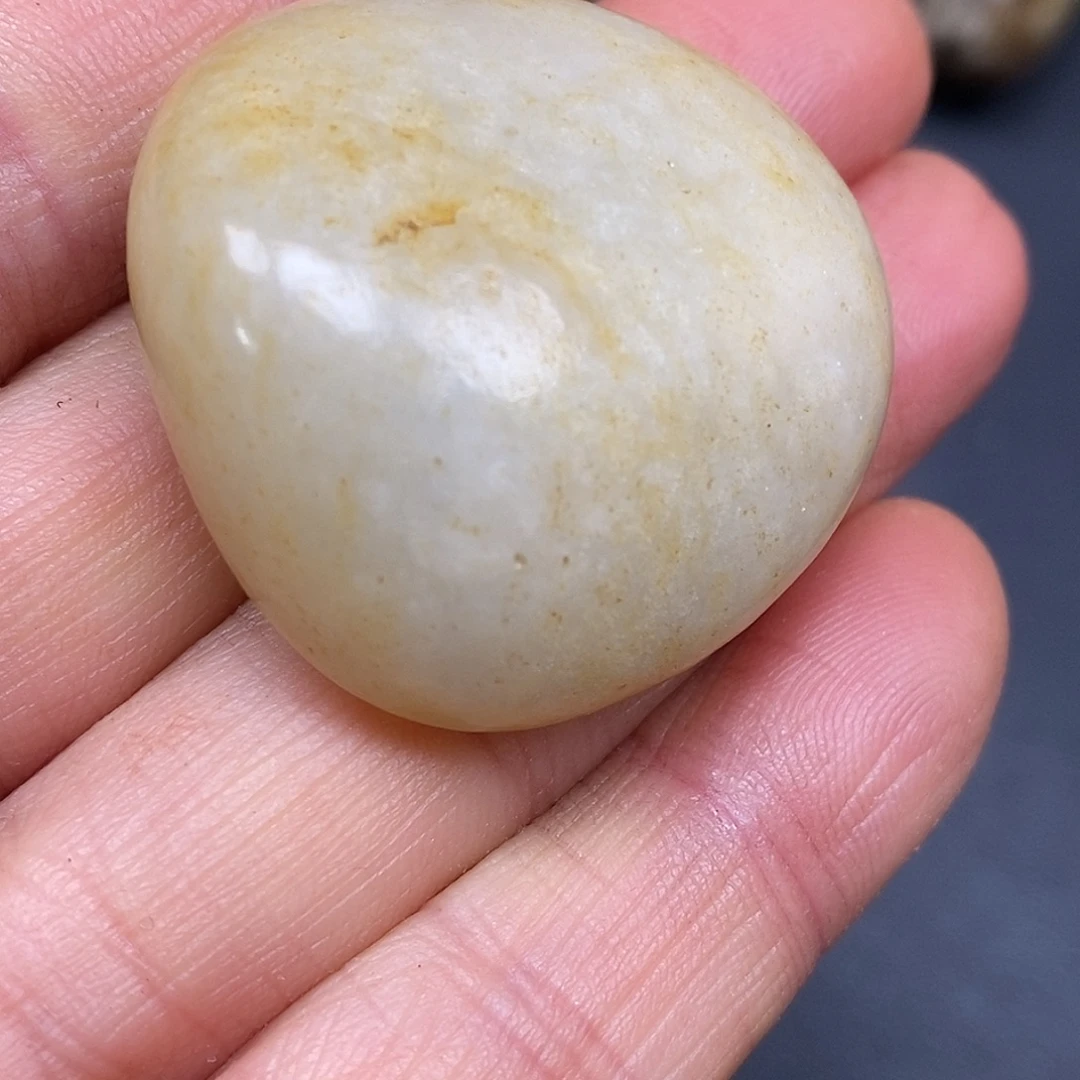 和田玉未镶嵌珠宝奇石