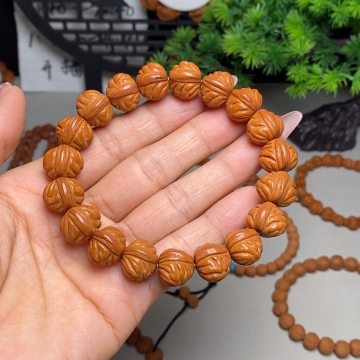 手串桃核金蟾手串