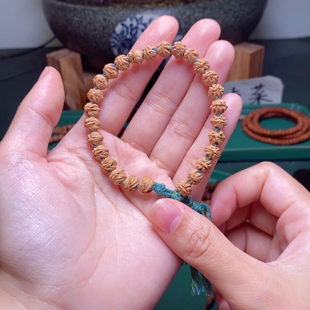柏香籽/百香籽吊坠228.8彼岸花