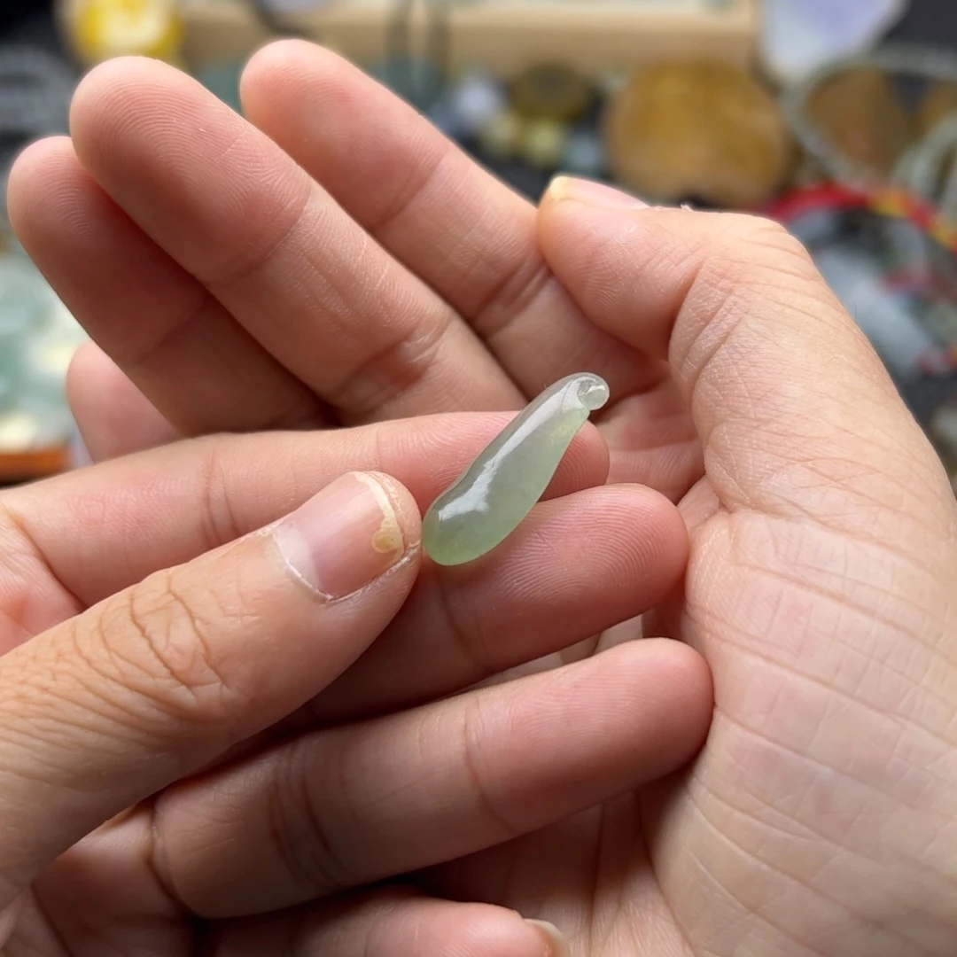 颈饰未镶嵌翡翠福瓜