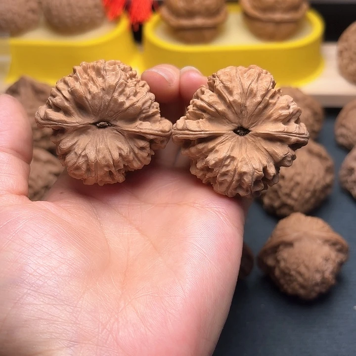 文玩核桃把件45官帽