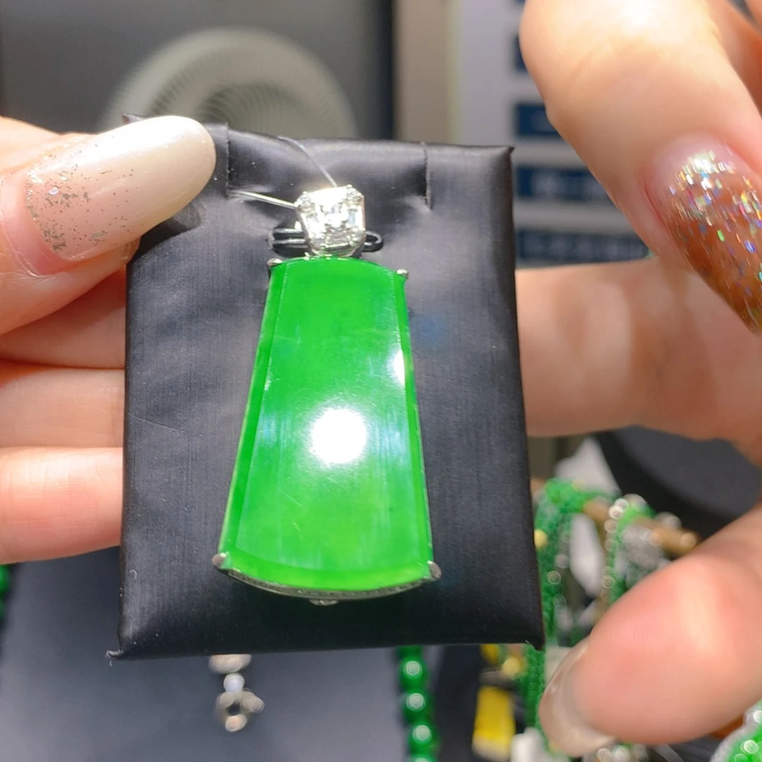 【闪购商品】颈饰银S925镶嵌翡翠7柒姐