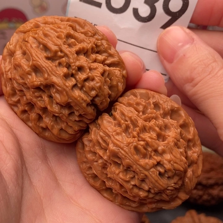 吊坠文玩核桃539南疆