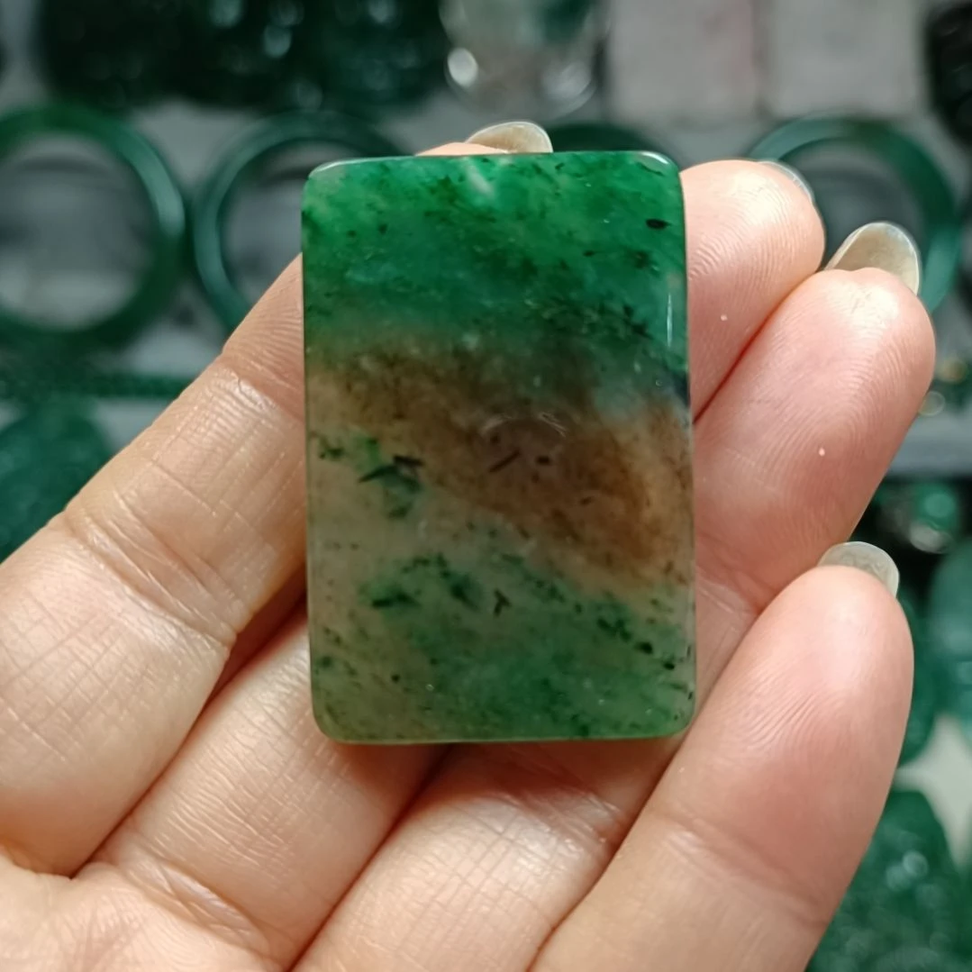 独山玉无事牌未镶嵌