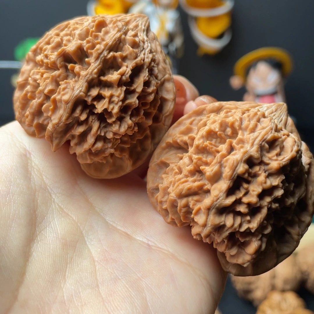 文玩核桃把件全品毕业满天星