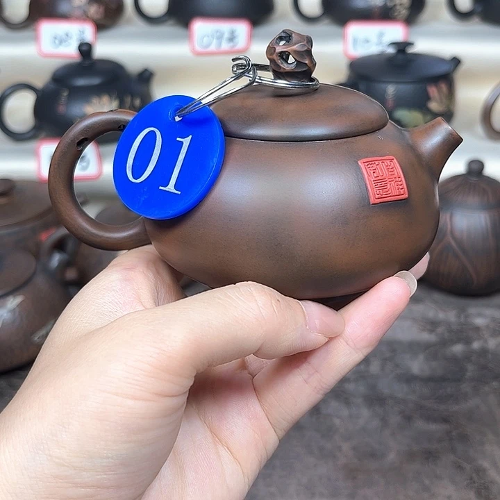 170毫升微微瑕纯手工仿太湖石纽