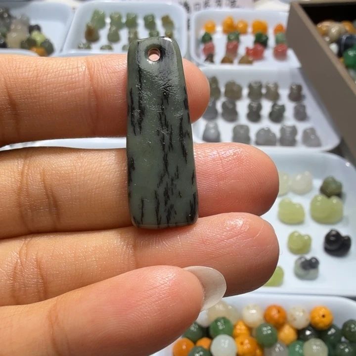 未镶嵌和田玉珠宝半成品