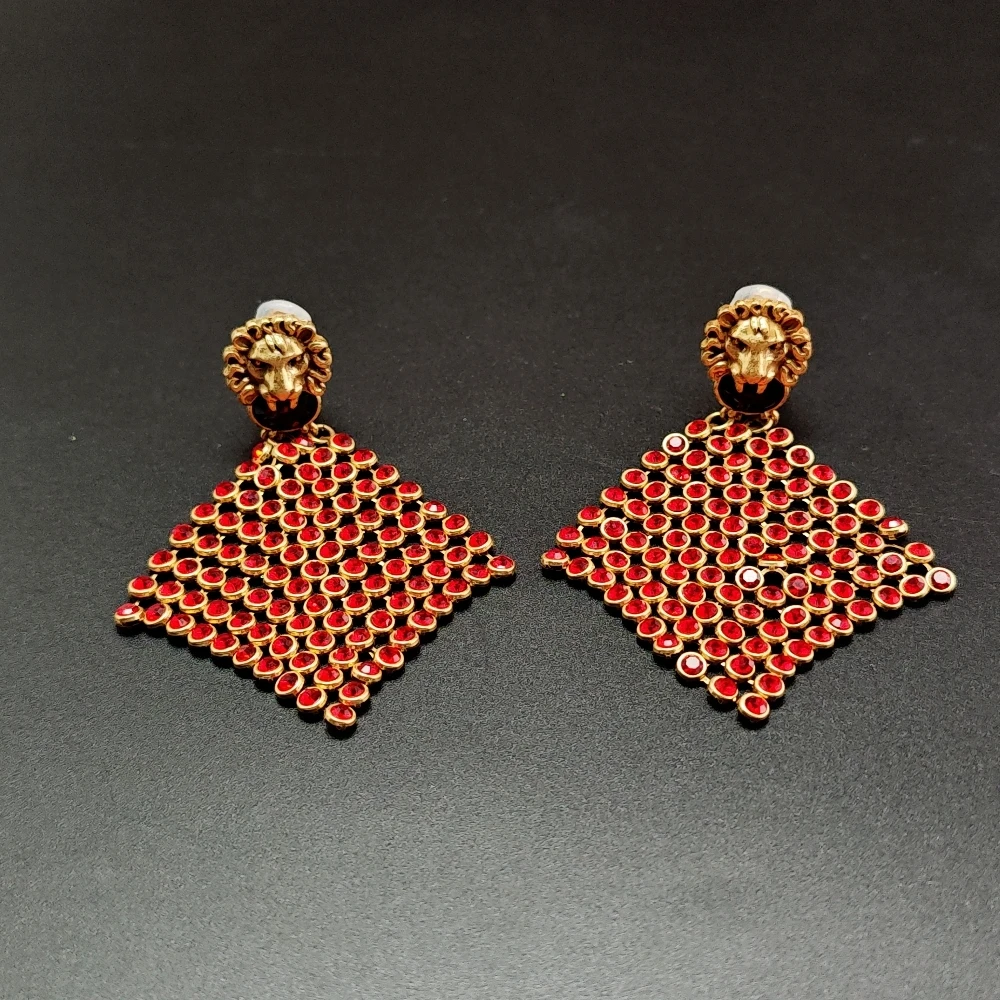 红色系贵气网格耳饰