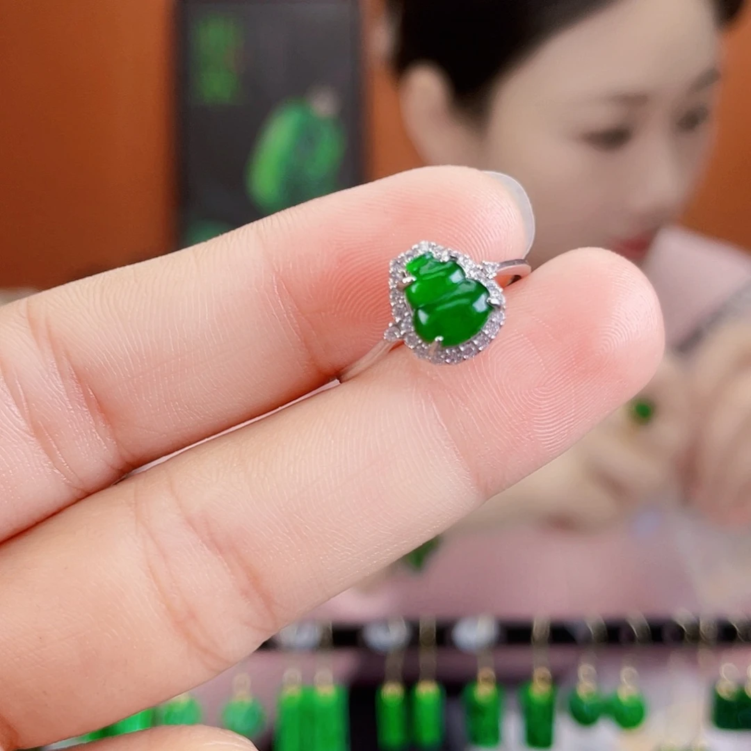 翡翠银S925镶嵌耳饰