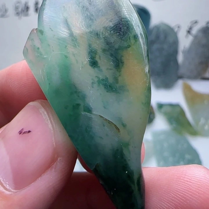 定制翡翠未镶嵌不包工