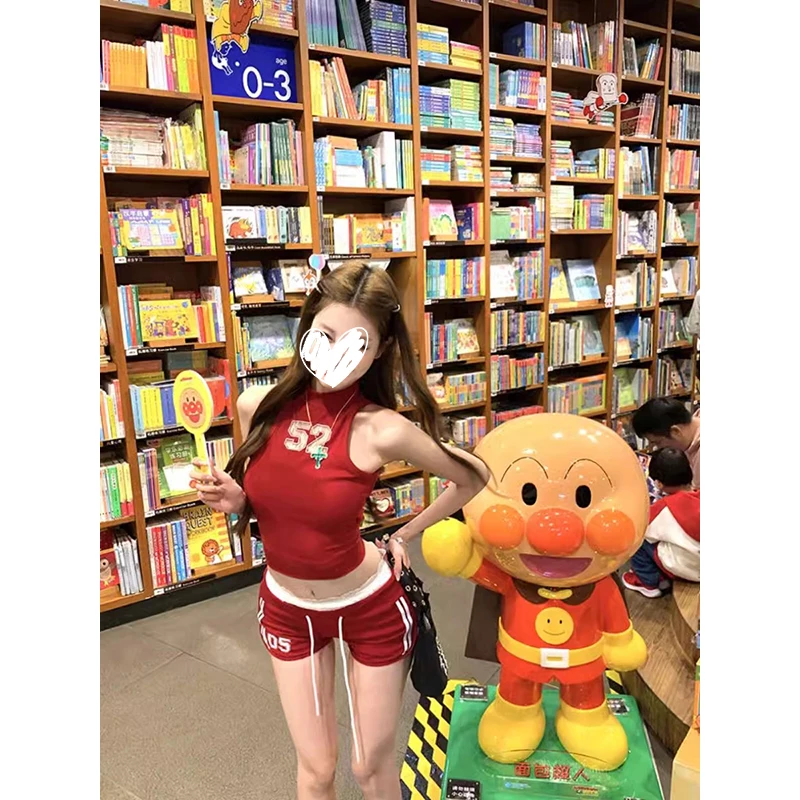 甜辣妹套装红色印花短款挂脖背心女夏季蕾丝边休闲直筒短裤两件套