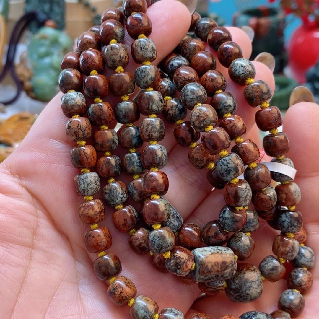 透闪石质玉项链未镶嵌