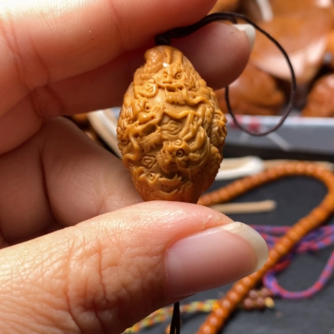 吊坠猴头核桃橄榄