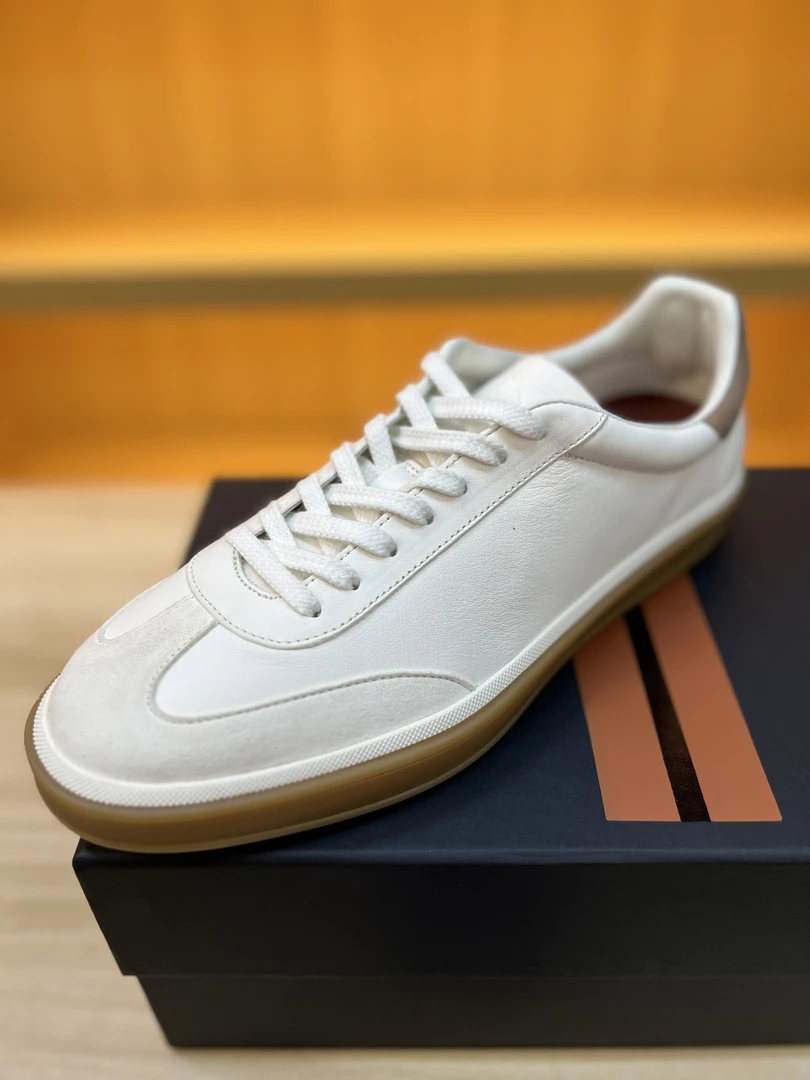 小白鞋增高耐磨白色板鞋男百搭休闲鞋男鞋透气低帮德训鞋