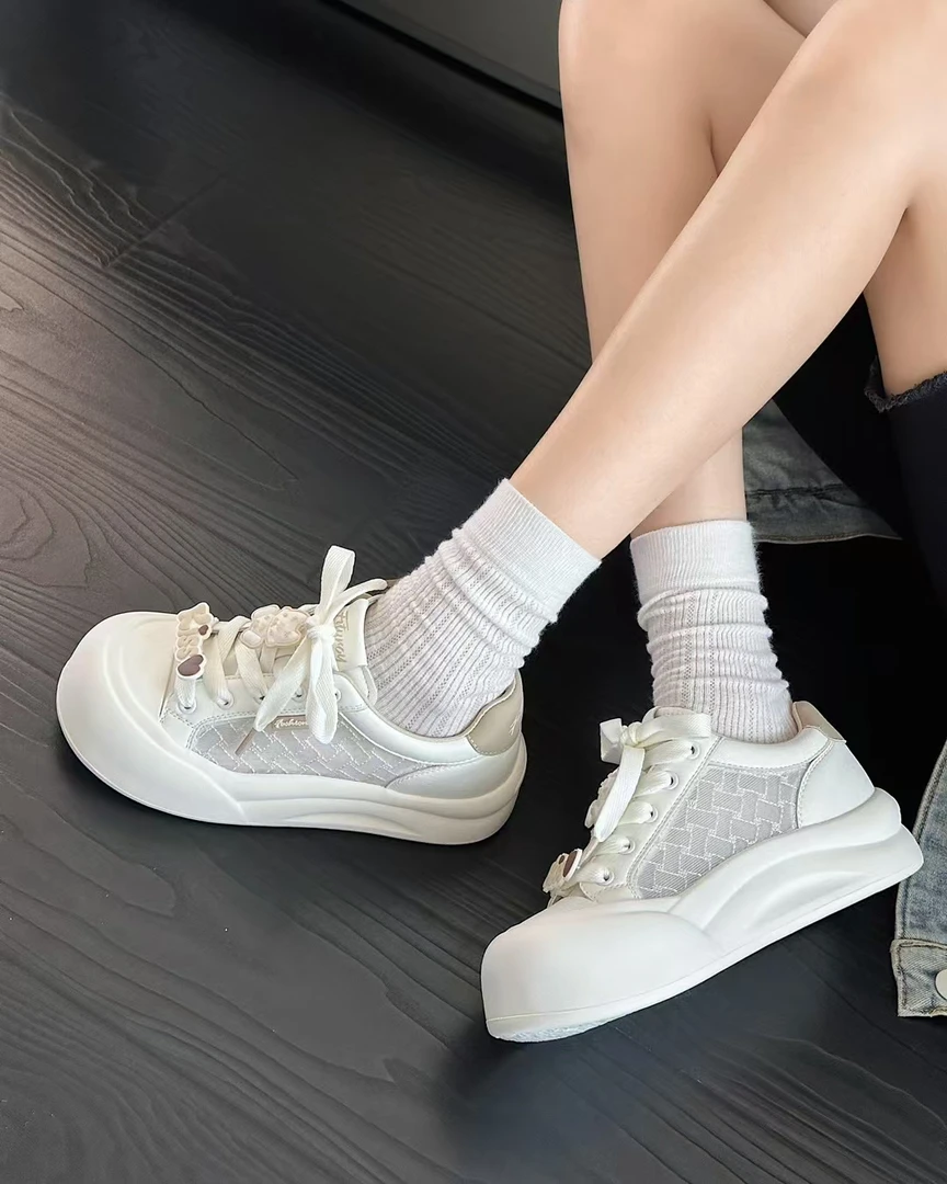 丑萌大头小白鞋女2025夏季新款蕾丝网面透气厚底休闲鞋学院风板鞋