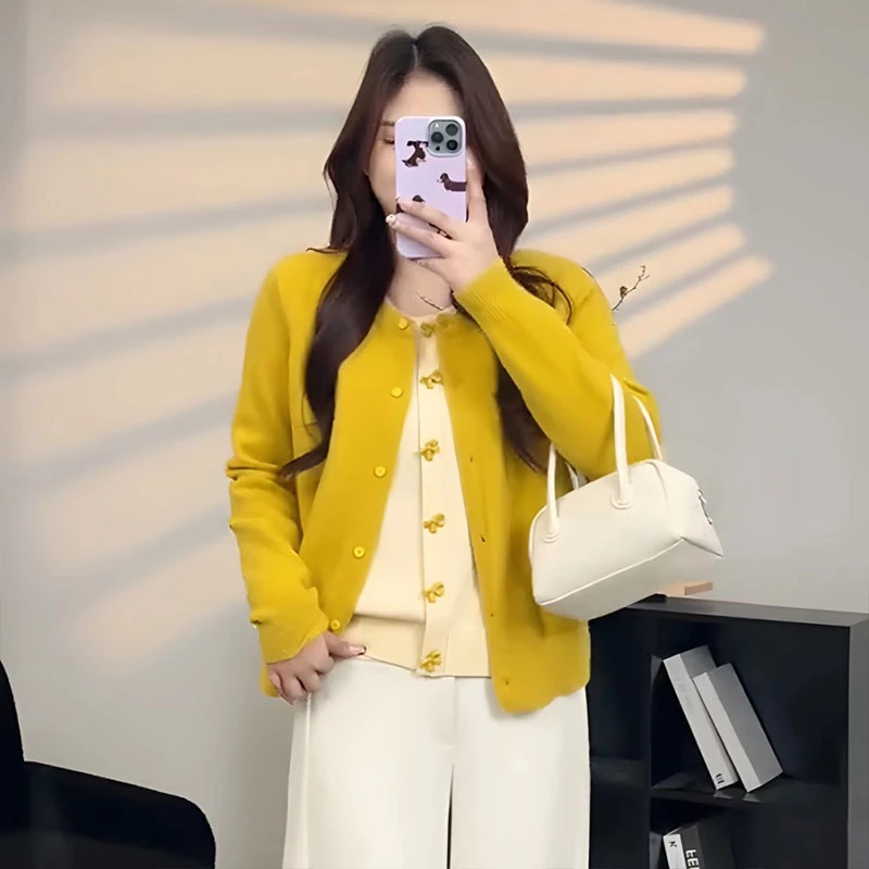 春季百搭撞色蝴蝶结遮肉长袖针织开衫温柔遮肉圆领假两件甜美小衫