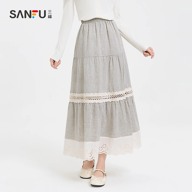 三福长裙2025夏季复古文艺风格纹拼接钩花半身裙女装500324