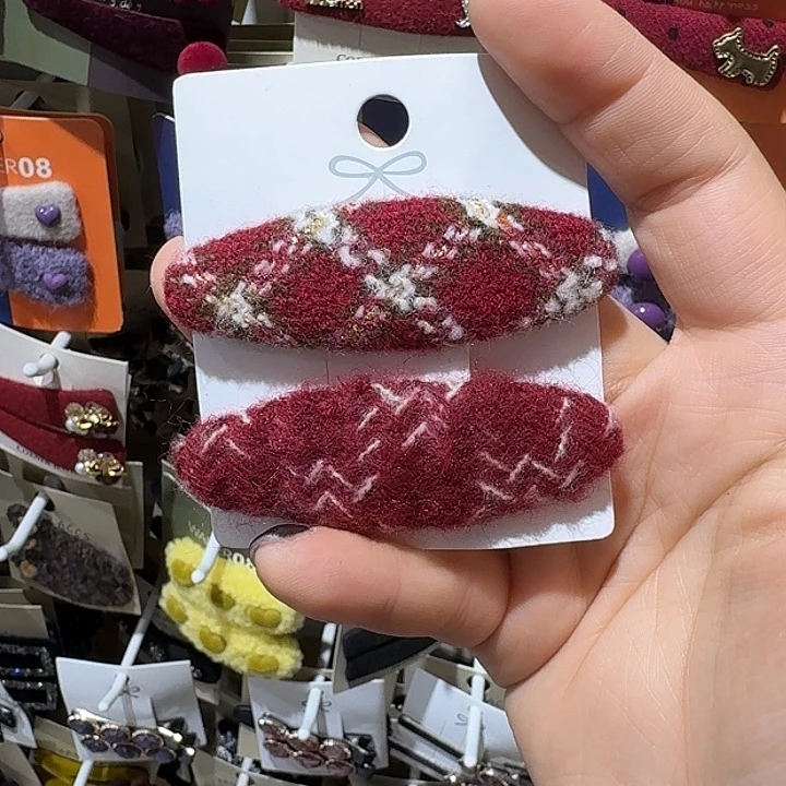 皮质铁合金椭圆红格子