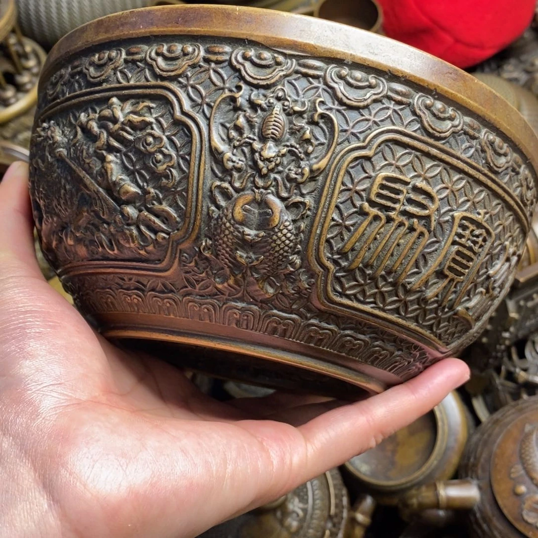 精美铜器做工精良