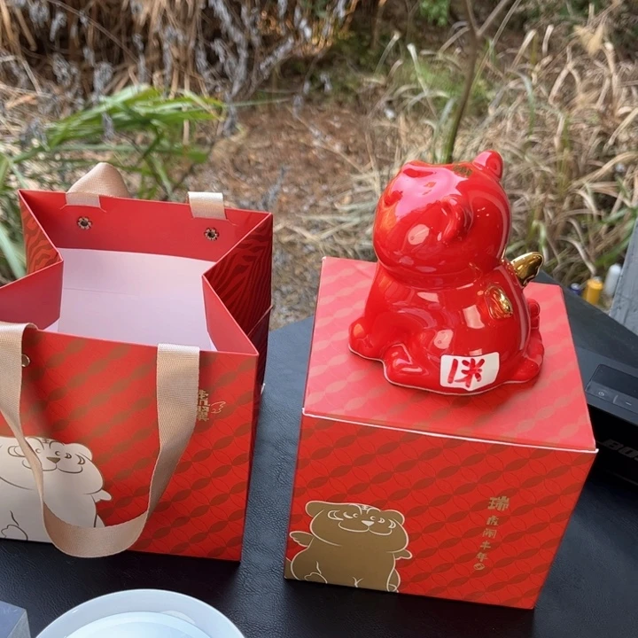 杯M****萝景德镇陶瓷艺术品