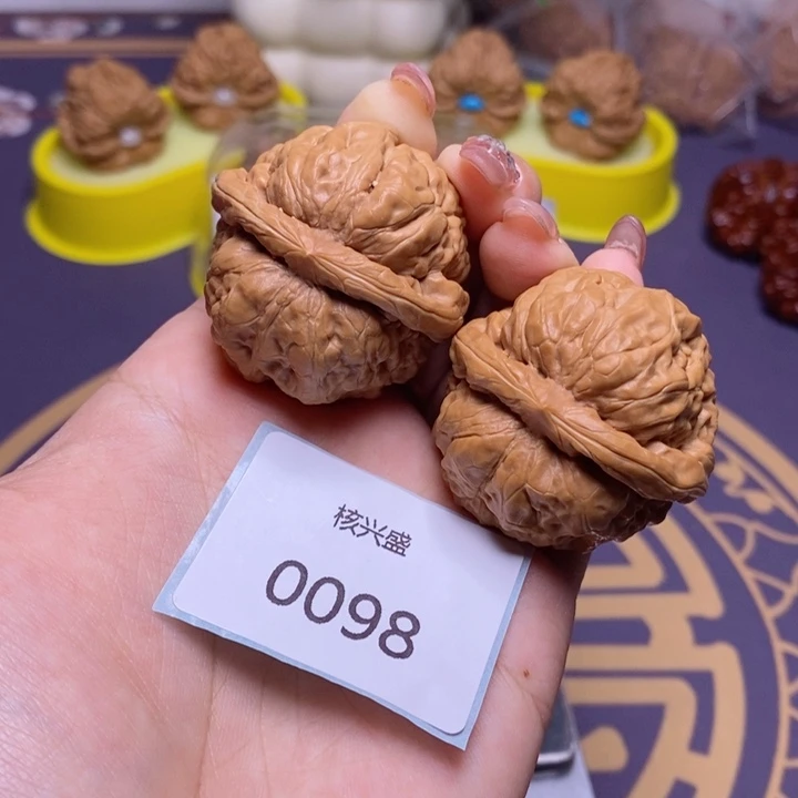 文玩核桃吊坠蛤蟆41.0098