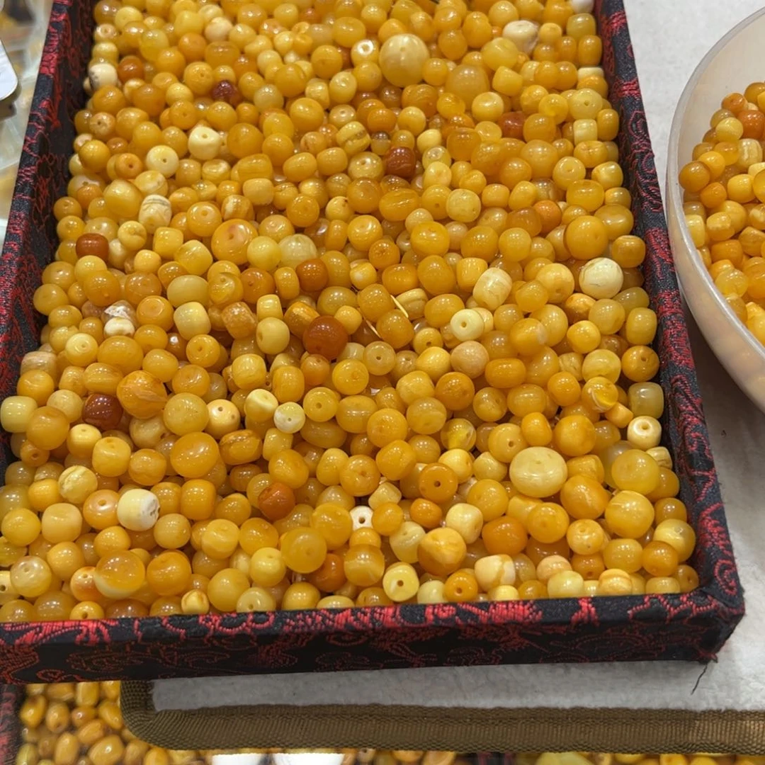 南红玛瑙颈饰合金