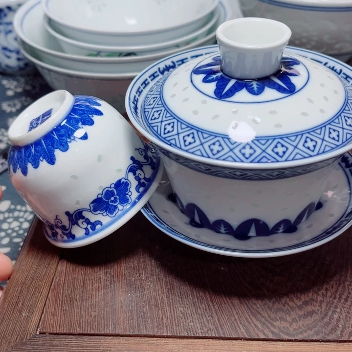 青花玲珑三才盖碗薄的带一个小杯