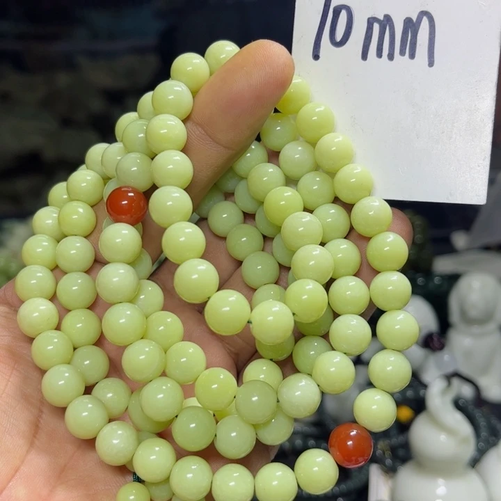 蛇纹石玉项链未镶嵌