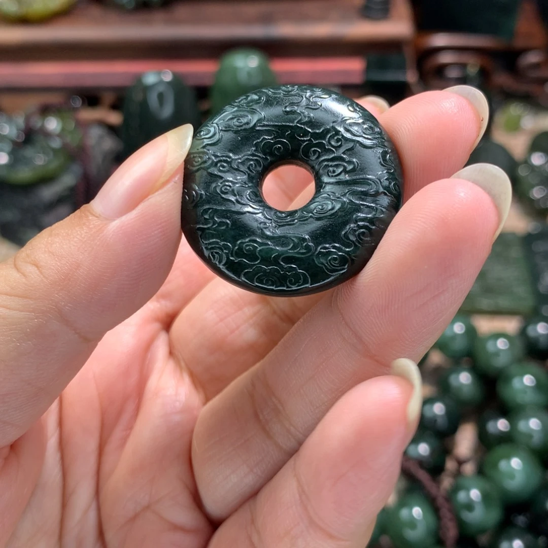泰山玉精品平安扣挂件
