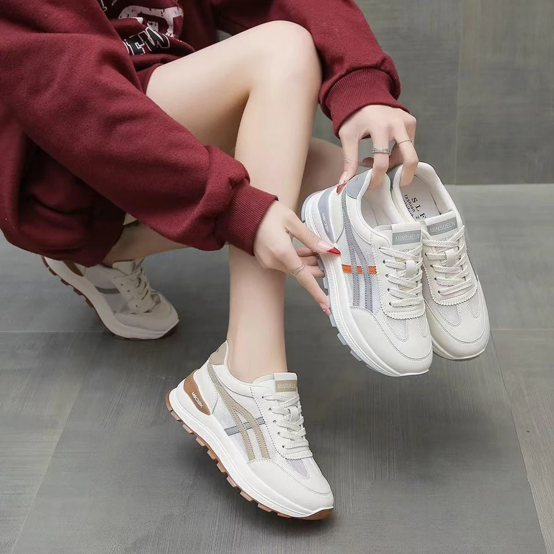 2025春夏新款网面透气小白鞋轻便百搭平底老爹鞋女时尚软底