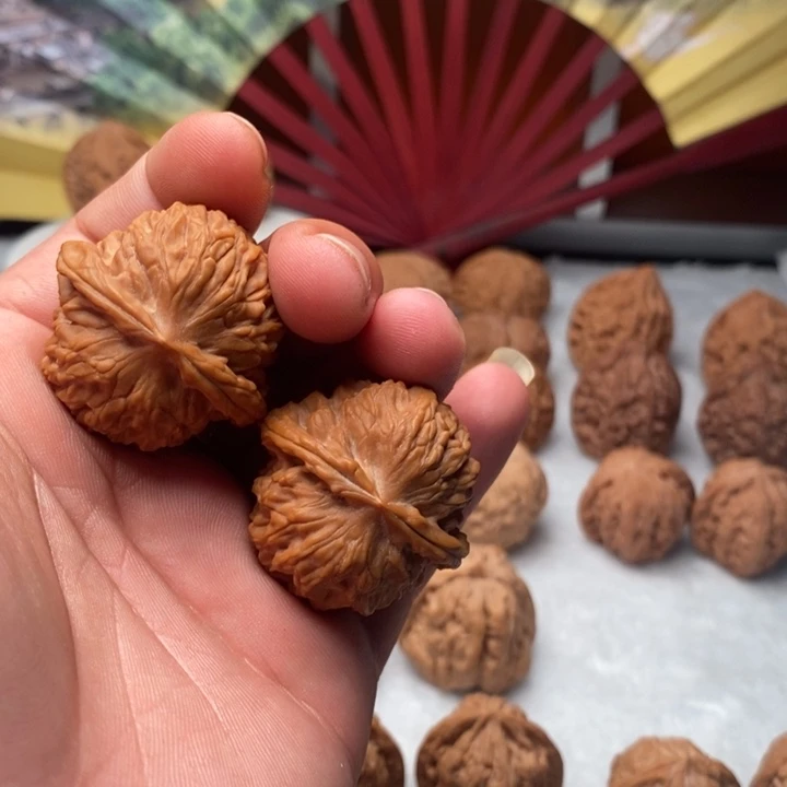 把件文玩核桃37尺红豆