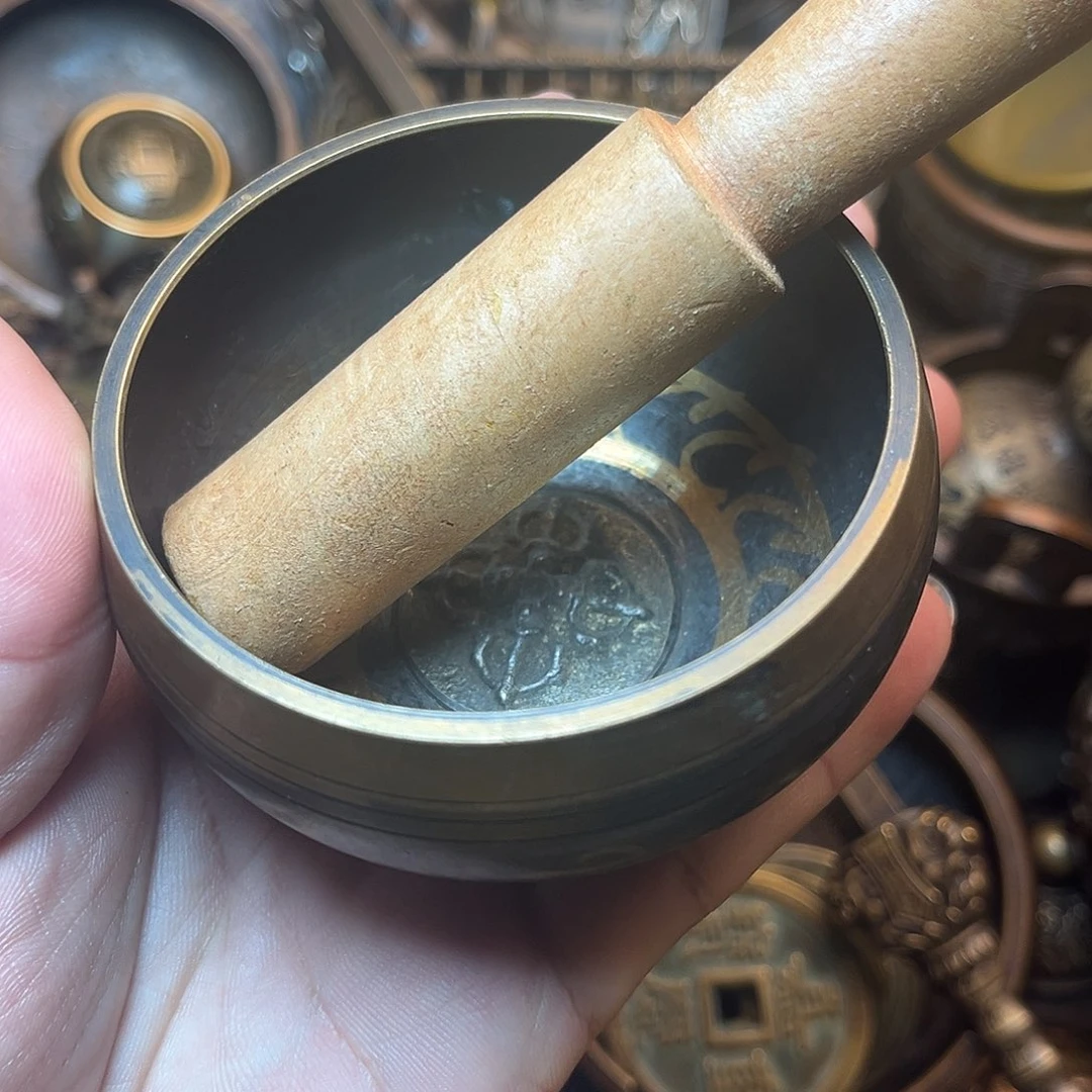 精美铜器工艺品等