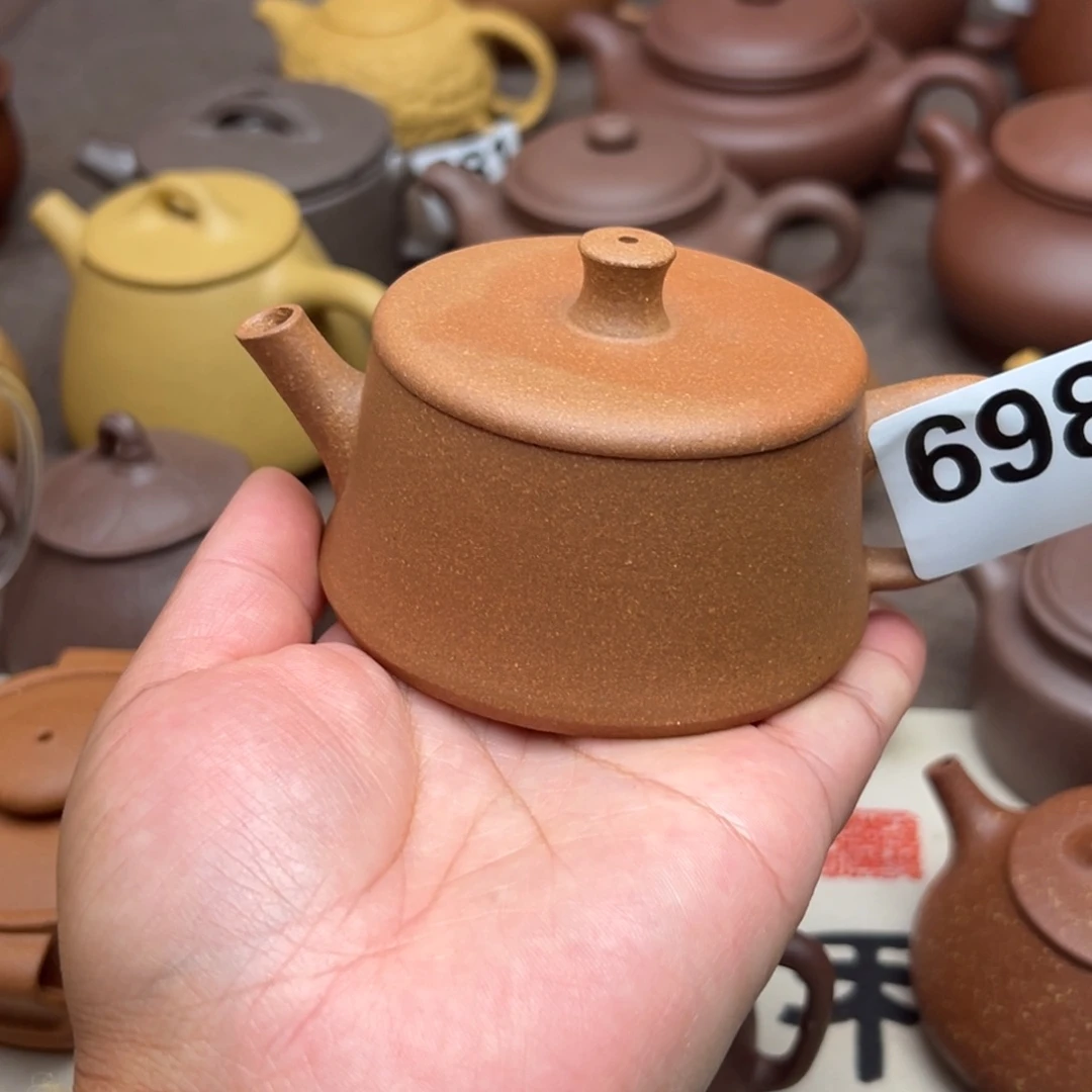 茶壶紫砂黄降坡半手工110cc左右瑕疵