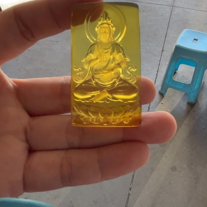 琥珀未镶嵌颈饰琥珀吊坠