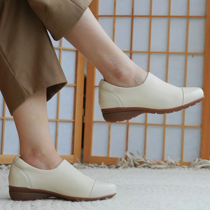 壹家shoes 035070羊皮3.5cm圆头散步鞋真皮女鞋皮鞋防滑静音单鞋