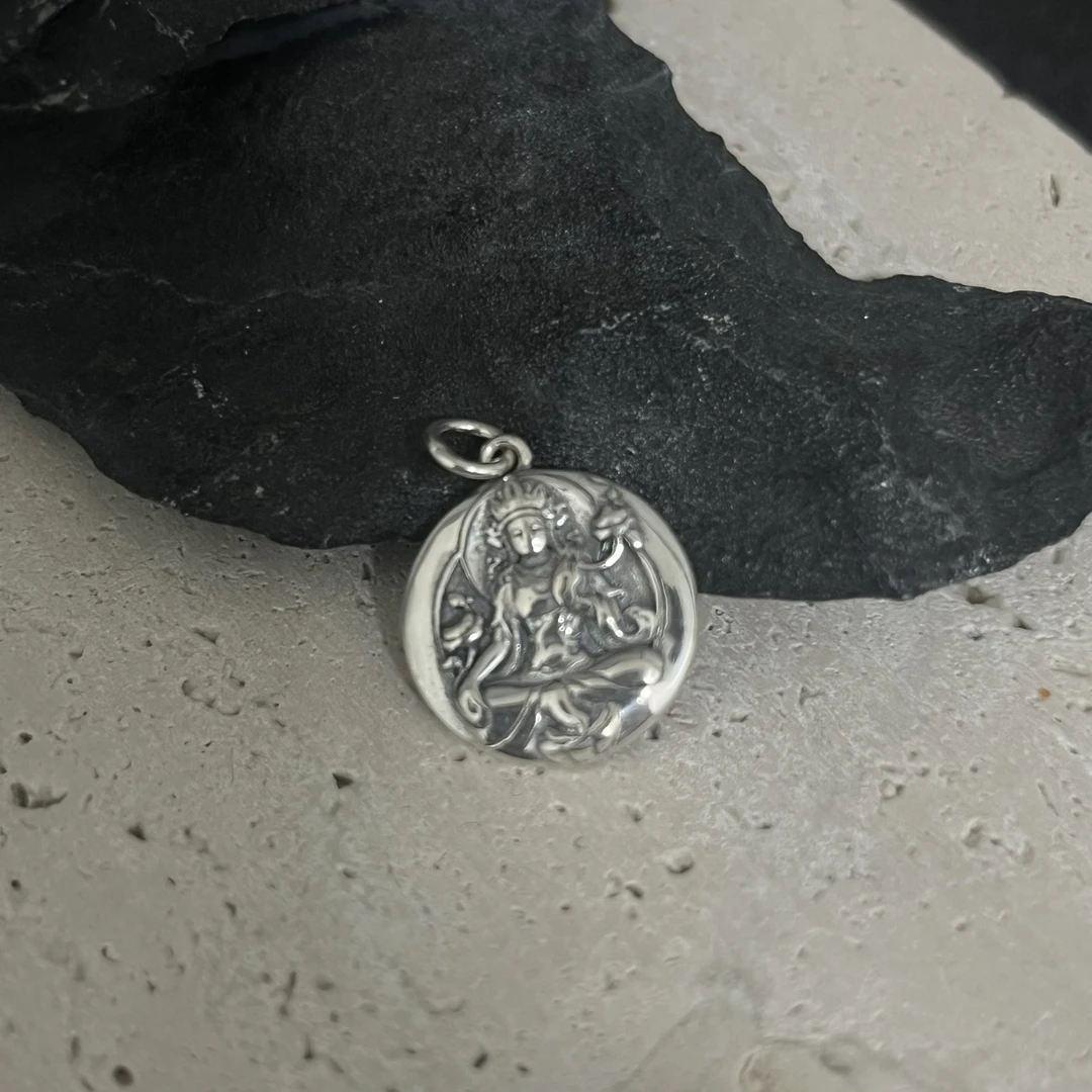 吊坠925银 浮雕绿度母蓝釉双面带圆吊坠（不含绳链）时尚民族风