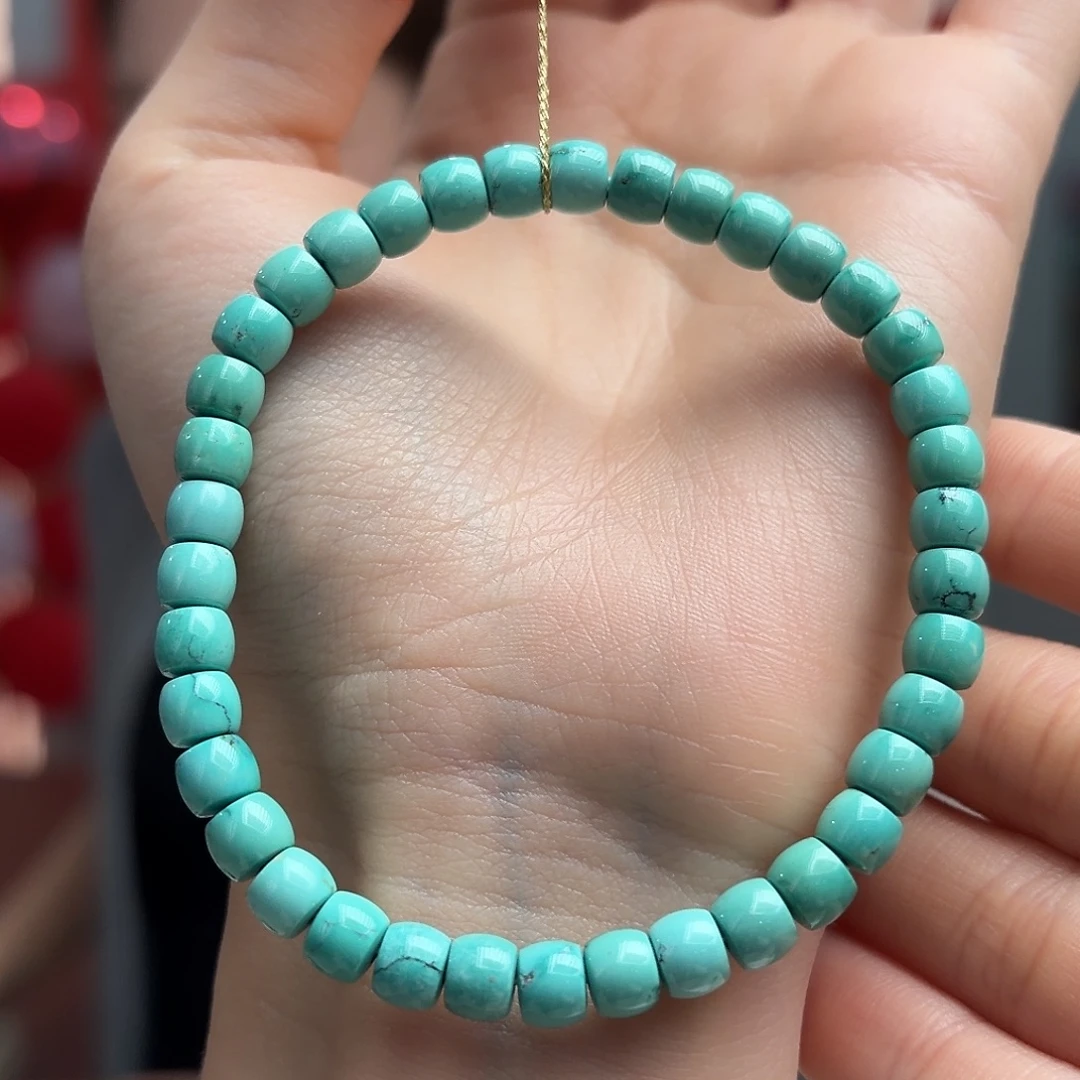 绿松石未镶嵌颈饰