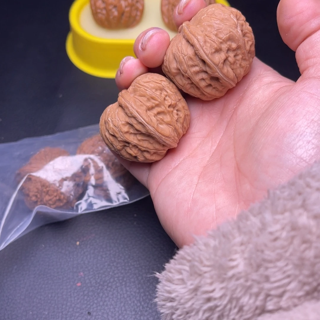 大叶紫檀（黑酸枝木类）