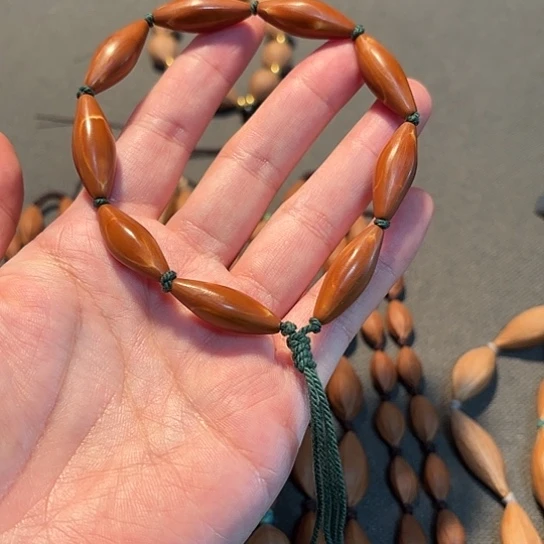 0.9小柳叶光板手串款