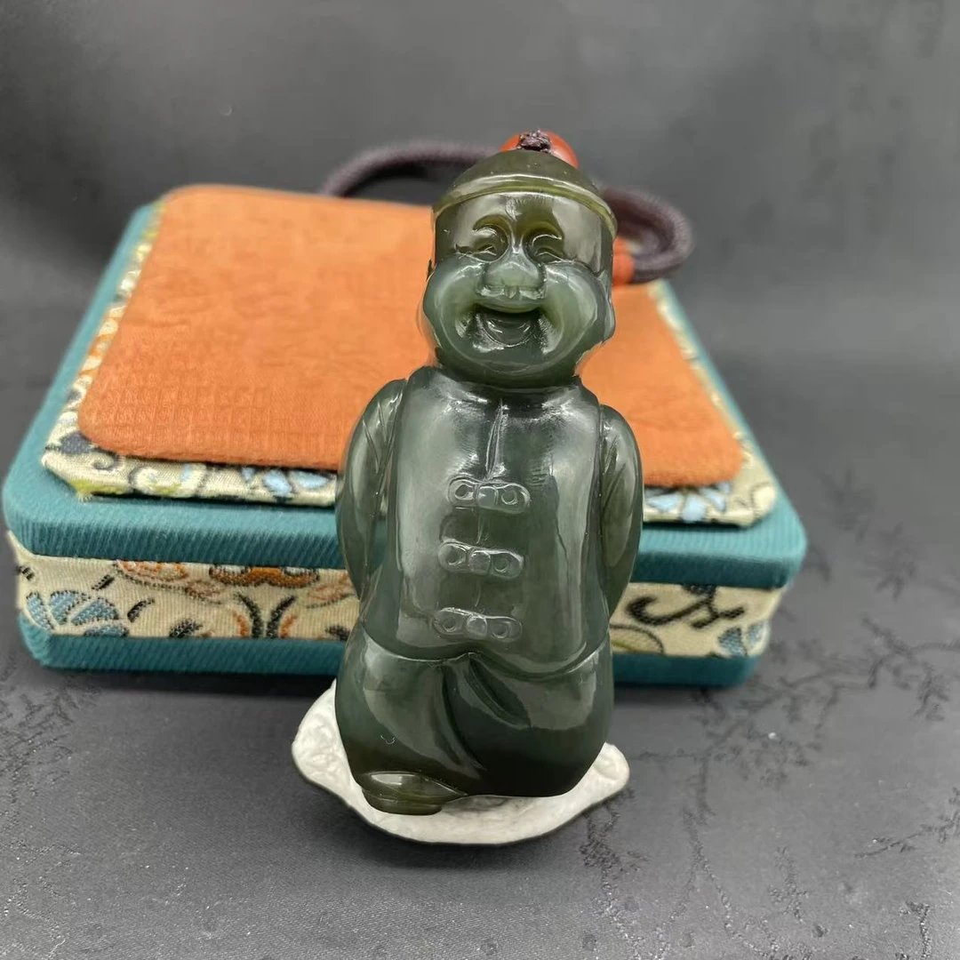 A324和田玉小财主把件LY631102632