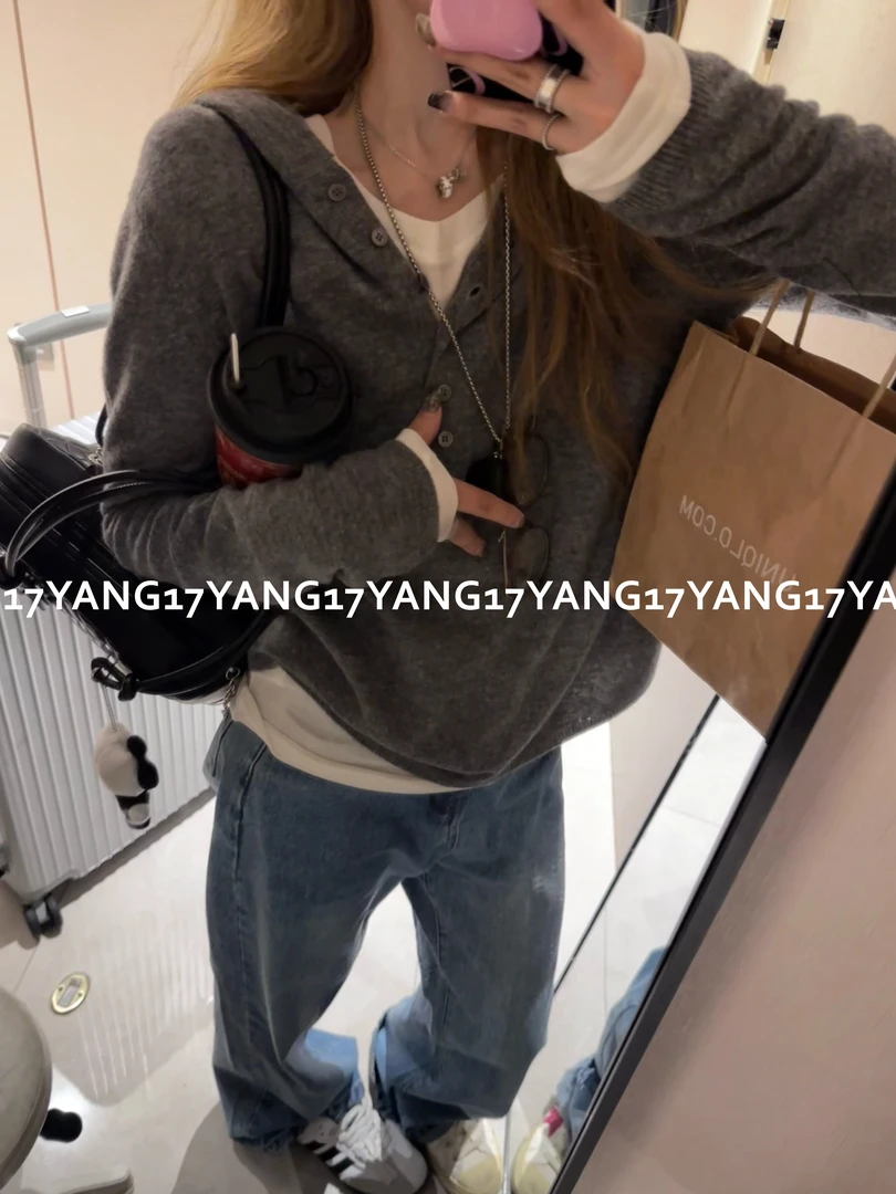 杨十七 慵懒松弛造型单品 全羊毛多纽扣亨利领灰色连帽针织衫