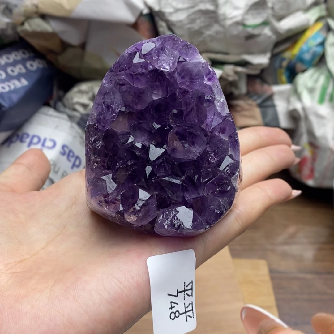 乌拉圭未镶嵌紫晶
