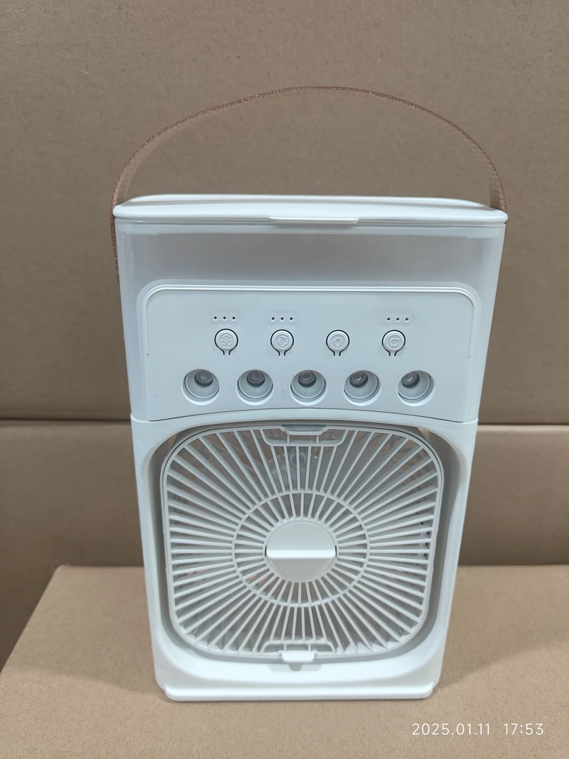 电风扇制冷喷雾加湿办公室桌面家用卧室