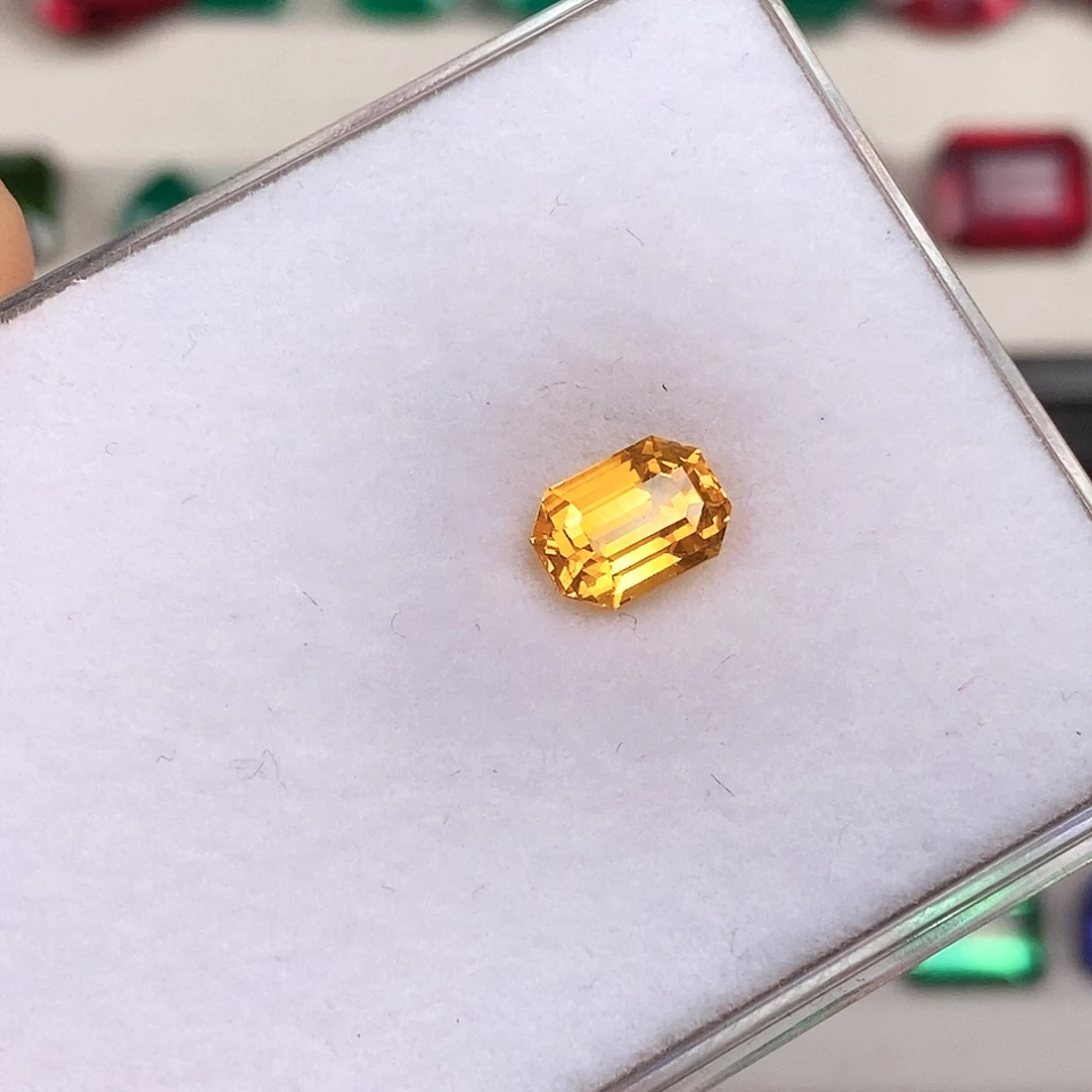 蓝宝石裸石1.56ct天然金丝雀蓝宝石裸石带证书