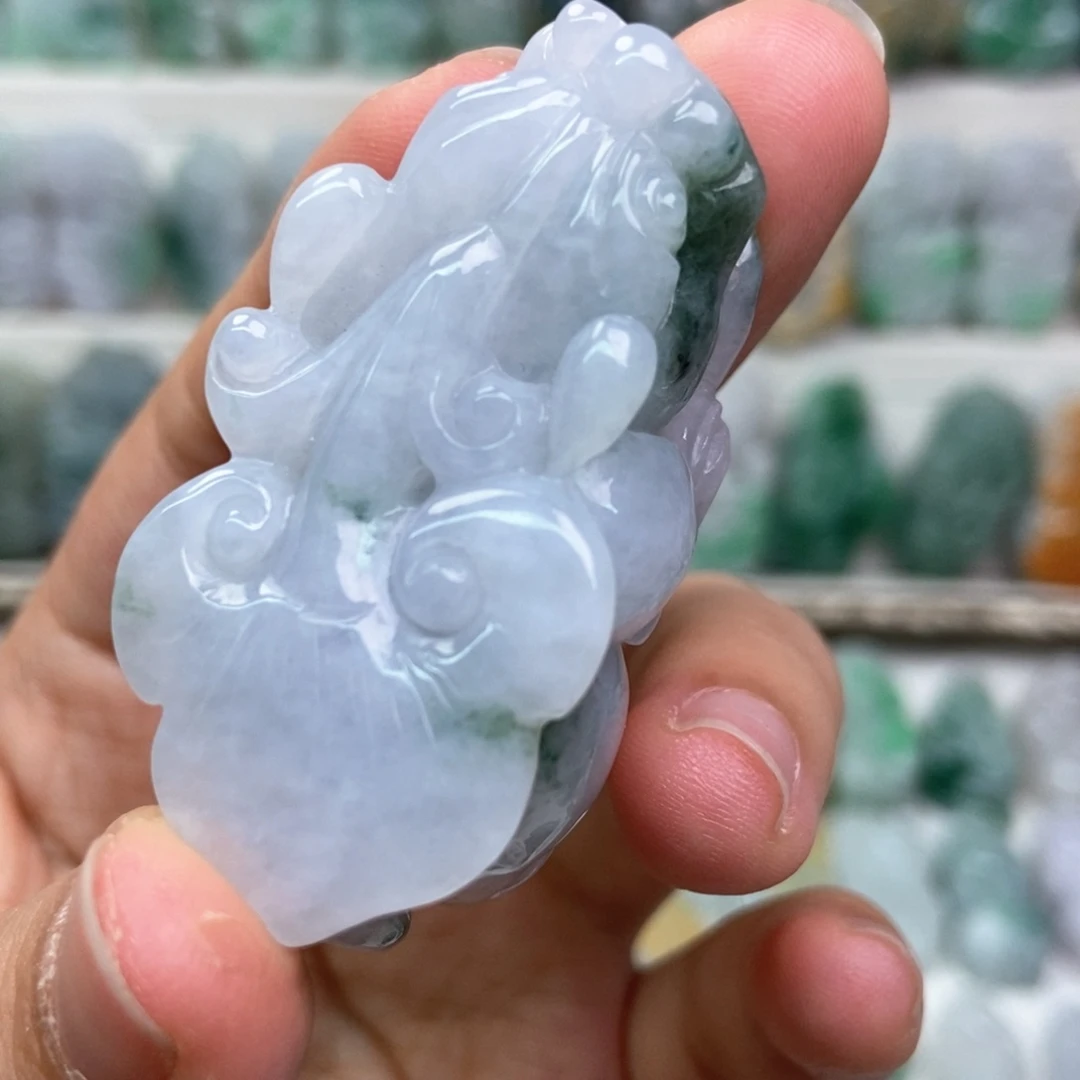 翡翠未镶嵌吊坠(赠链)