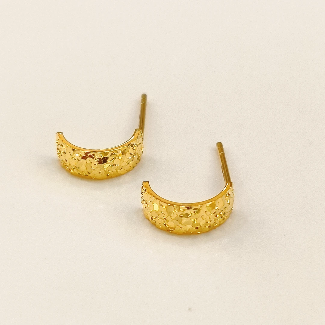 足金999时尚碎冰冰半包耳饰1.90g