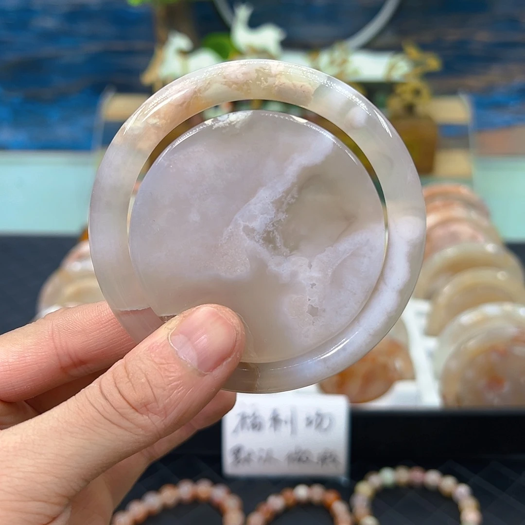 玛瑙/玉髓手镯未镶嵌62