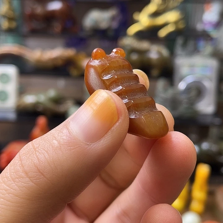 和田玉（糖玉）未镶嵌颈饰