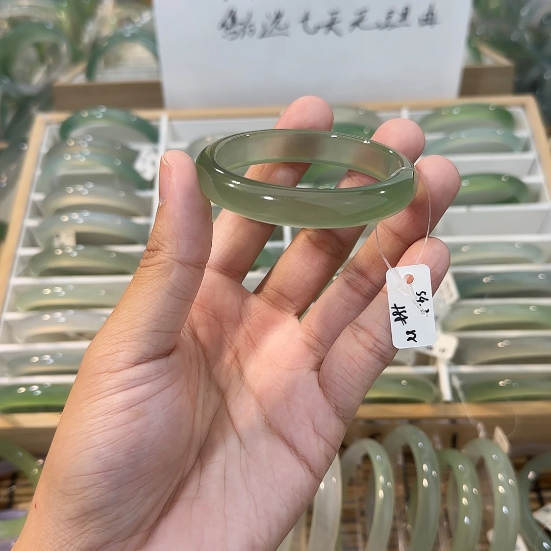 玛瑙/玉髓未镶嵌手镯圈口54.2