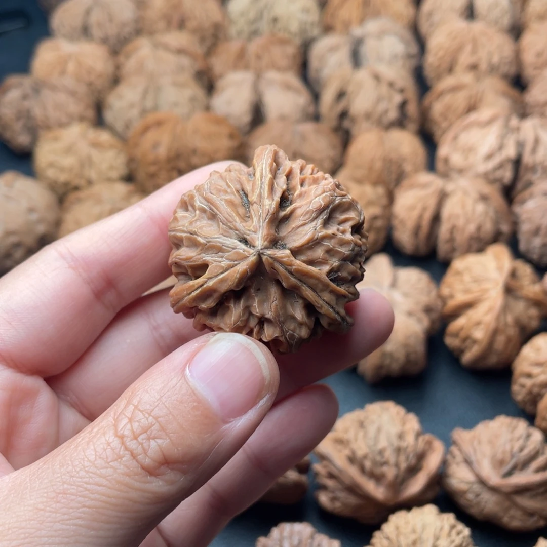 把件文玩核桃40宫灯三棱